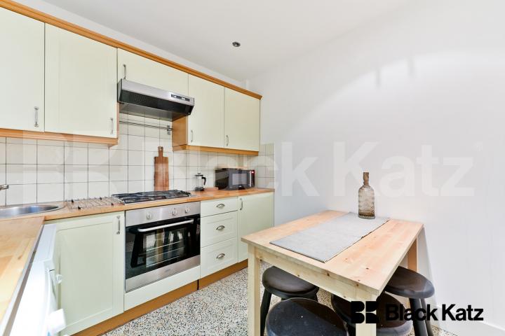 Unique and Contemporary House in the Heart of London Bridge Alice Street, London Bridge